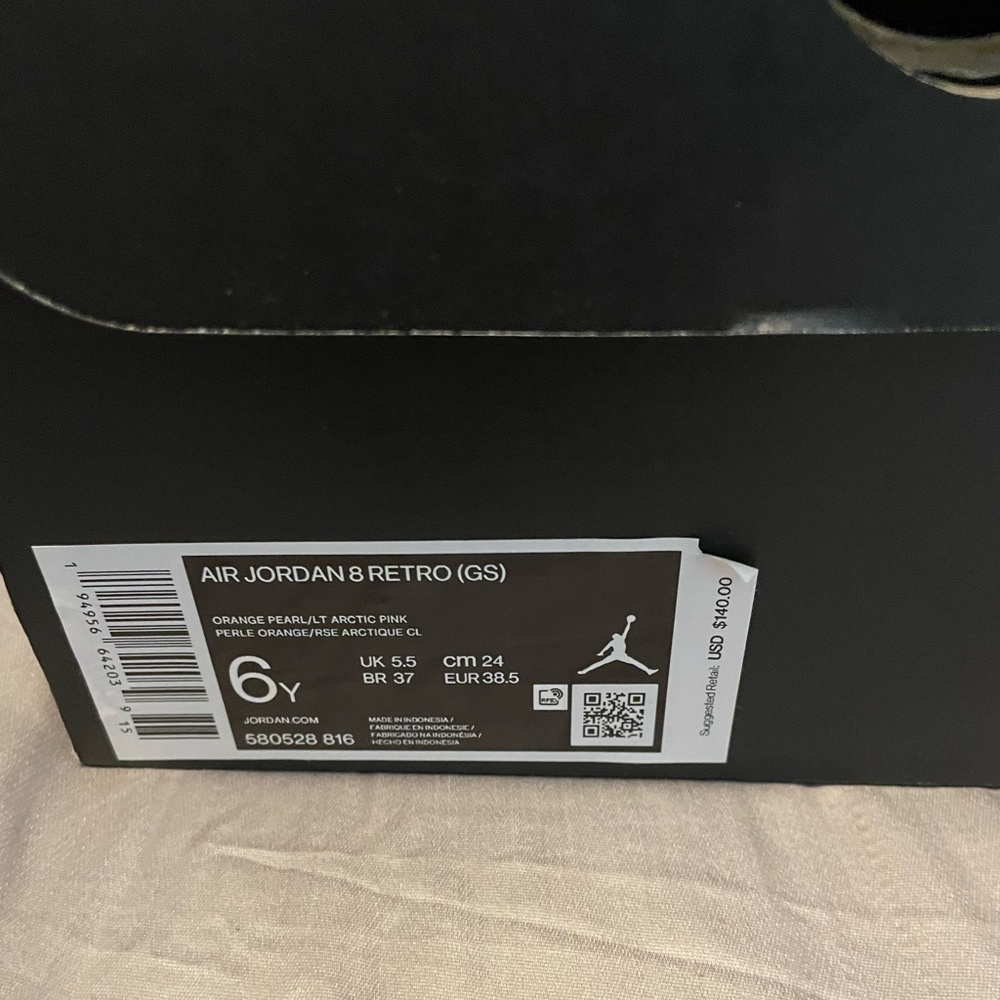 Air Jordan Retro 8 Arctic Punch